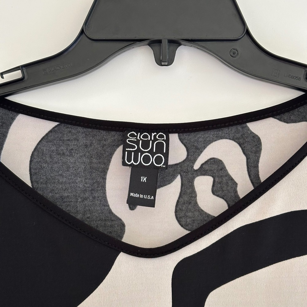 Clara Sun Woo Abstract Rose Tunic Top Women 1X Asymmetrical Slinky Artsy Stretch - Picture 3 of 8